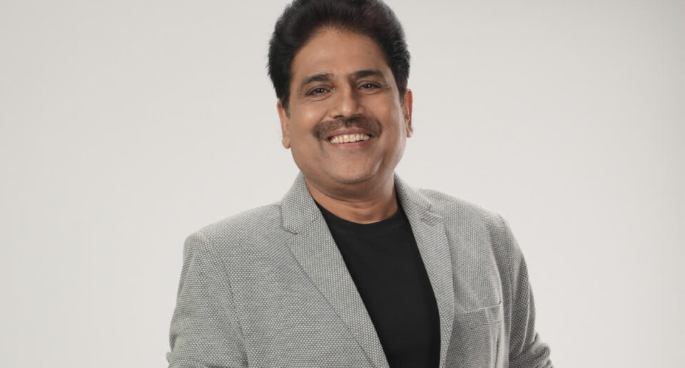 Shailesh Lodha Biography: Life Story, Career, Family, Books & Achievements