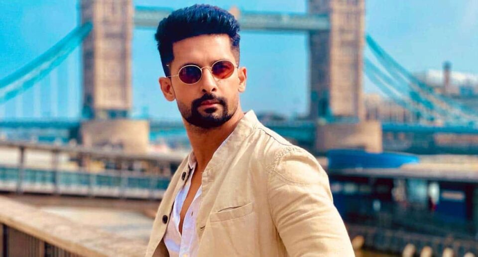 Ravi Dubey